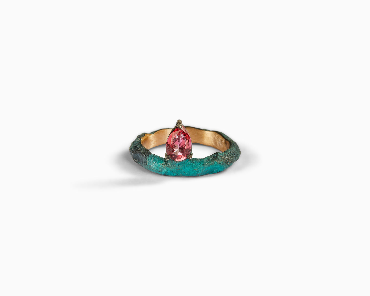 Anello Solitario in Bronzo con Zircone taglio a Goccia