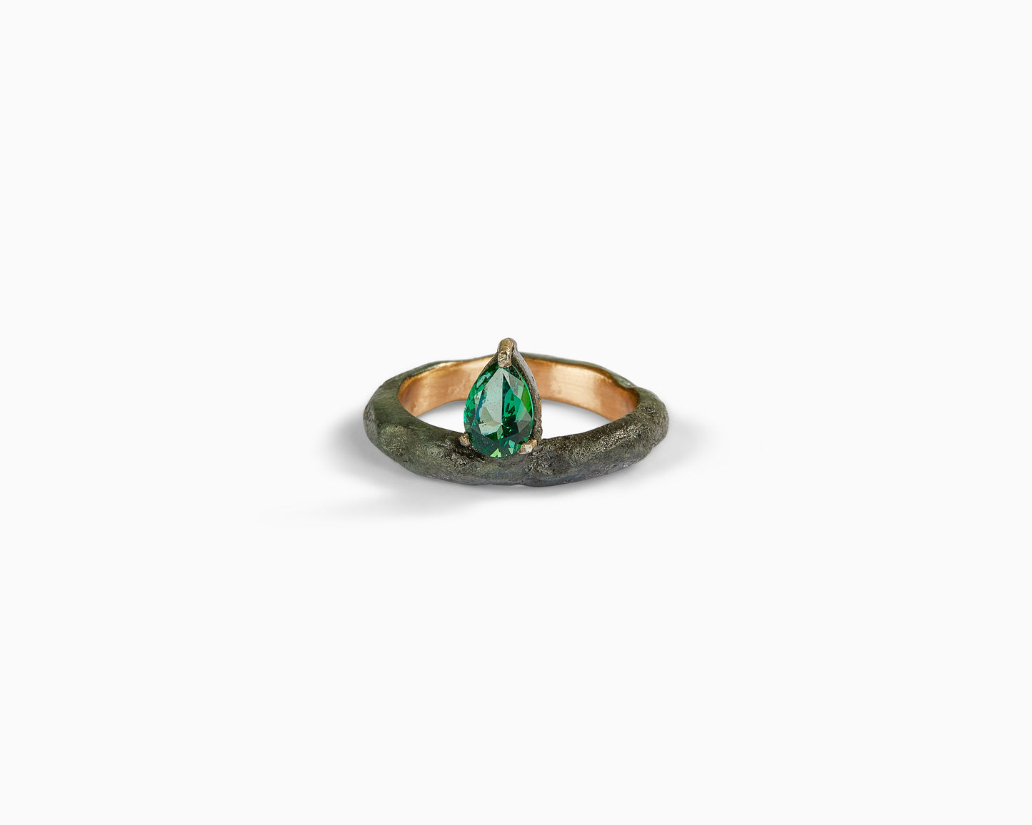 Anello Solitario in Bronzo con Zircone taglio a Goccia