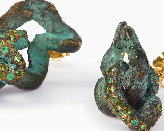 Orecchini a Lobo in Bronzo | Smeraldo Naturale | Nodo