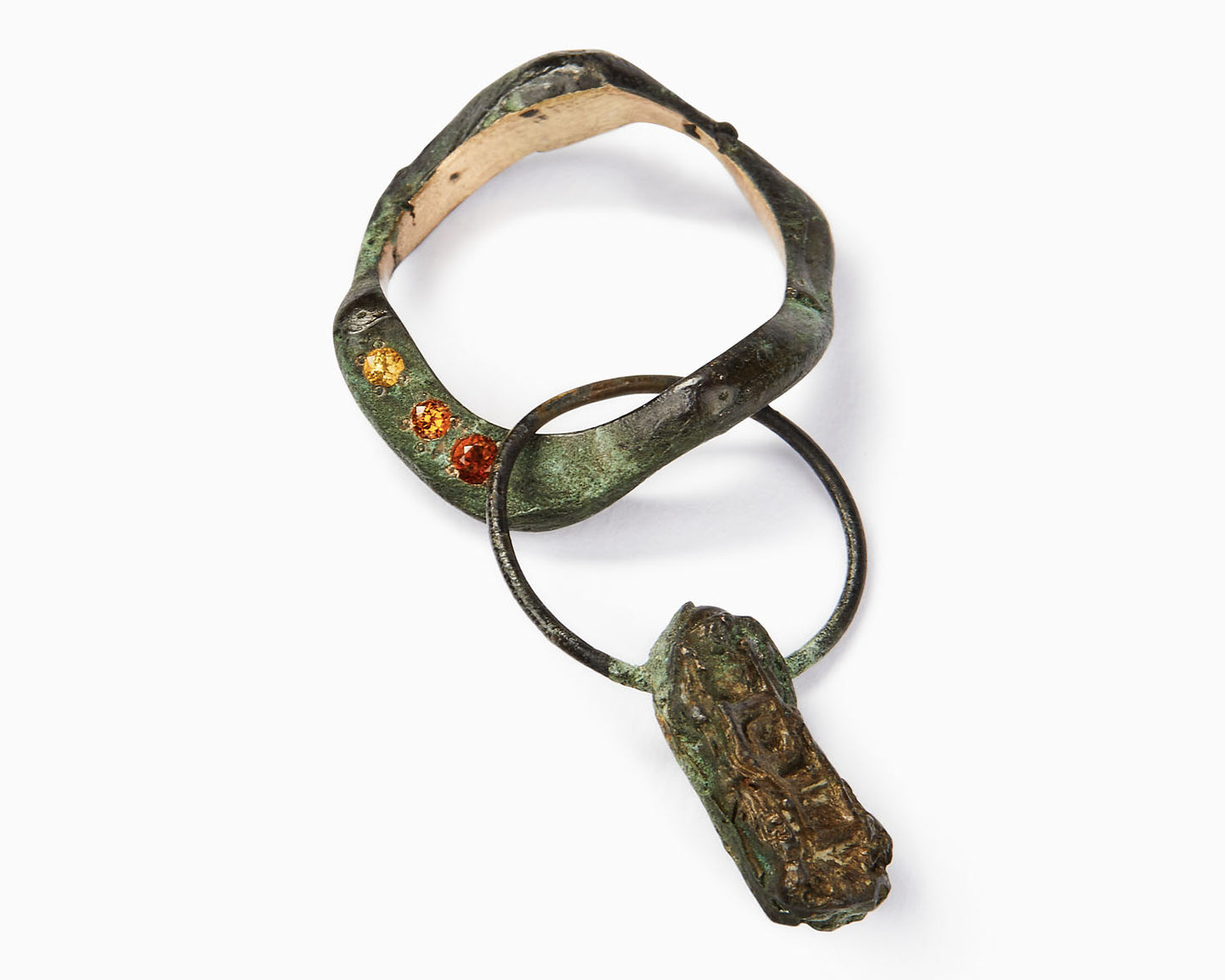 Anello Trilogy con Pietre Dure Sintetiche
